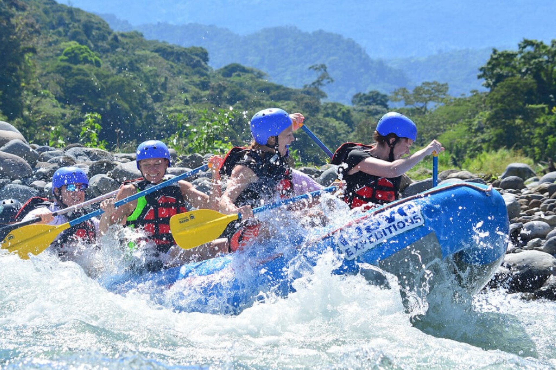 Rafting Class III & IV Sarapiqui River