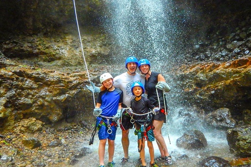 1/2 Day Waterfall Rappelling/Canyoning