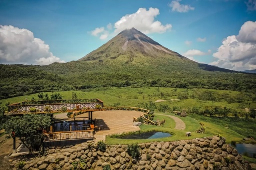 Arenal Volcano & Baldi Hot Springs (1 Day)